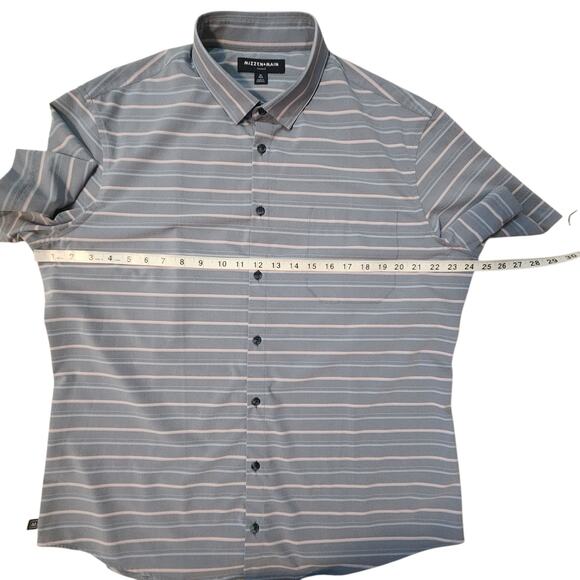 Mizzen & Main Leeward Dress Shirt, Chambray-look Performance Fabric, sz XL - Picture 7 of 11